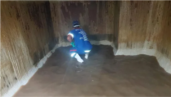 quem pode assinar laudo de limpeza de caixa d'água